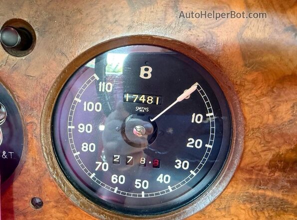 B308MD 1951 BENTLEY ALL MODELS Двухцветный Вид щитка приборов