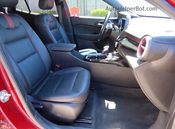 KL77LJE28RC186496 2024 CHEVROLET TRAX Red Հետևի տեսք