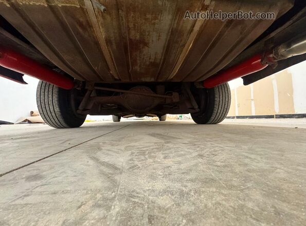 494475H905326 1965 BUICK RIVIERA Red Vista del compartimento del motor