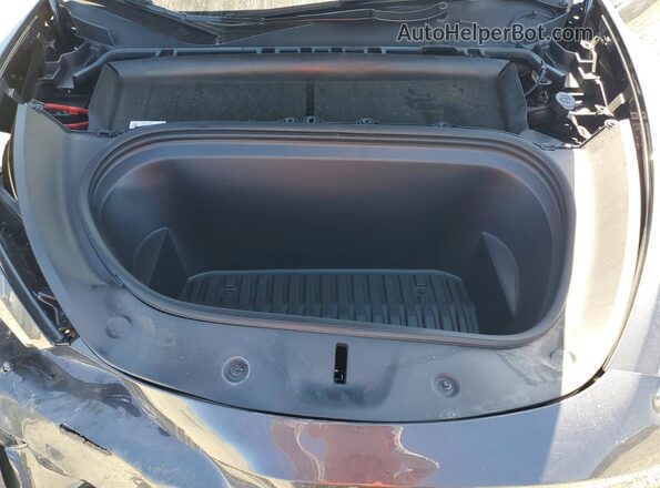 7SAYGDEE1RA229893 2024 TESLA MODEL Charcoal ძრავის განყოფილების ხედი