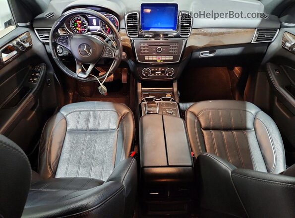 4JGDA5HB0HA938423 2017 MERCEDES-BENZ GLE White Առջևի վահանակի տեսք
