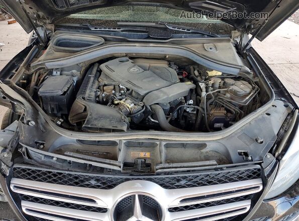 4JGDA5HB1JB199563 2018 MERCEDES-BENZ GLE Black Вид задньої частини салону