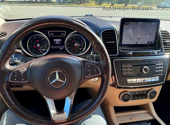 4JGDA5HB2JB108669 2018 MERCEDES-BENZ GLE White Vista interior delantera