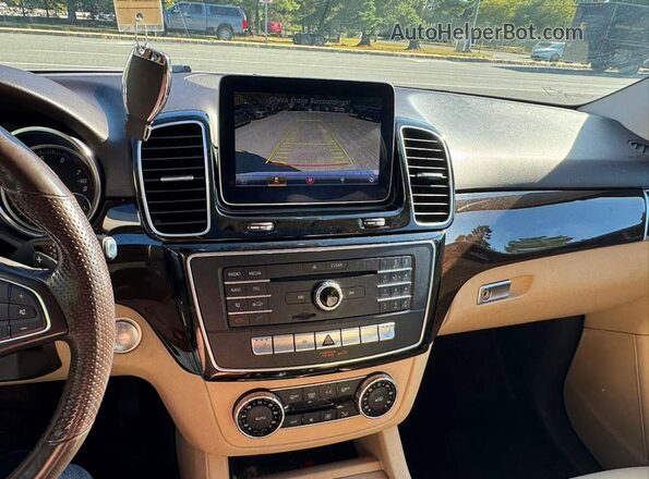 4JGDA5HB2JB108669 2018 MERCEDES-BENZ GLE White Vista de los asientos traseros