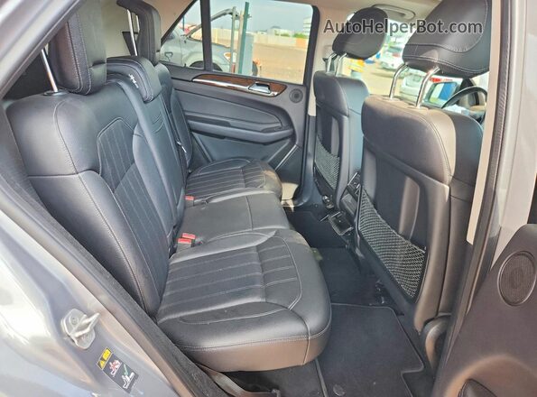 4JGDA5HB5GA771958 2016 MERCEDES-BENZ GLE Silver Вид задньої частини салону