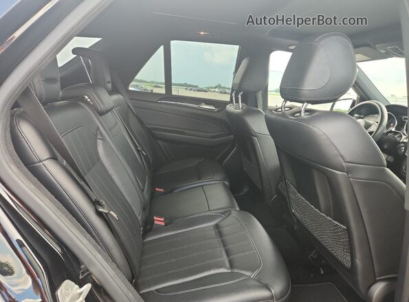 4JGDA5HB7HA945952 2017 MERCEDES-BENZ GLE Black Սալոնի հետևի տեսք