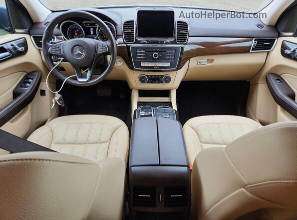 4JGDA5HB8JB028096 2018 MERCEDES-BENZ GLE Серый Вид панели приборов