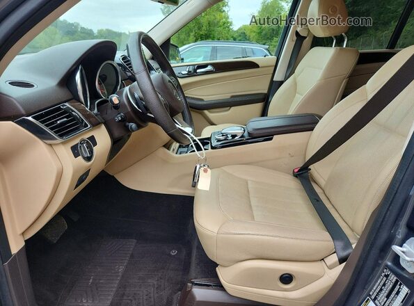 4JGDA5HB8JB028096 2018 MERCEDES-BENZ GLE Серый Вид салона спереди