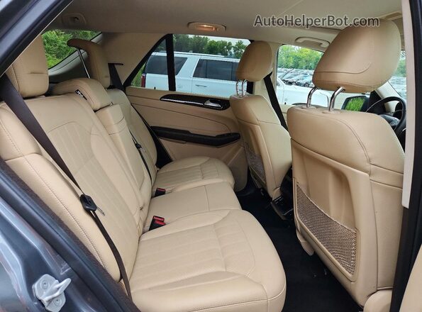 4JGDA5HB8JB028096 2018 MERCEDES-BENZ GLE Серый Вид задней части салона