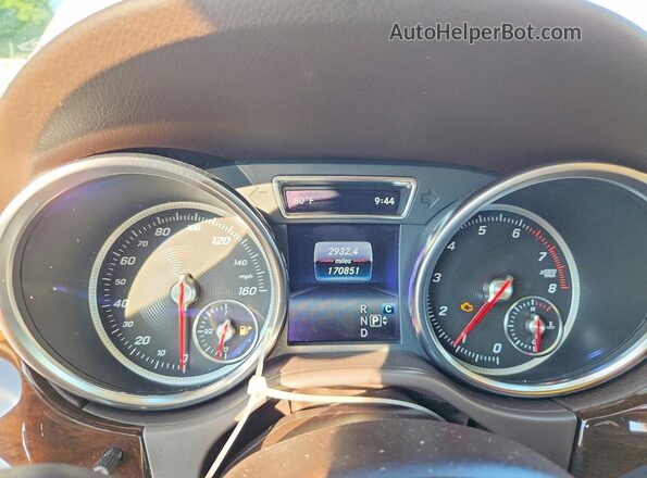 4JGDA5HB9JB177181 2018 MERCEDES-BENZ GLE White Vista del cuadro de instrumentos