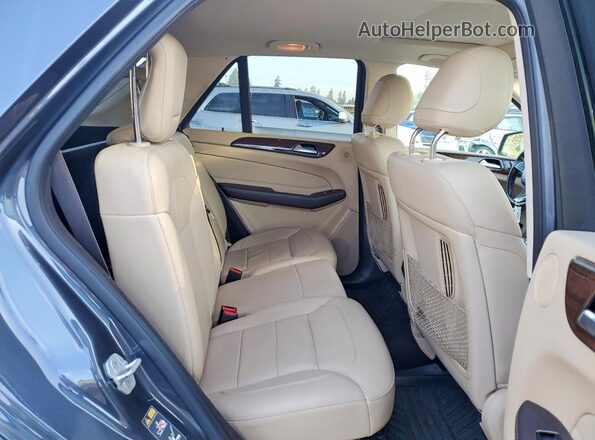 4JGDA5HBXGA757182 2016 MERCEDES-BENZ GLE Gray Widok wnętrza z tyłu