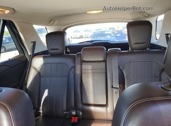 4JGDA5JB2GA786752 2016 MERCEDES-BENZ GLE Red Rear seats view