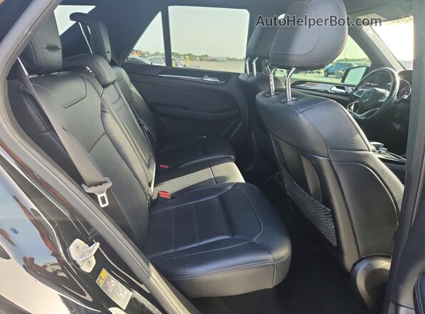 4JGDA5JB2JB039332 2018 MERCEDES-BENZ GLE Black Vista interior trasera