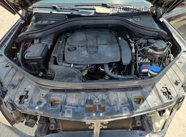 4JGDA5JB8JB029162 2018 MERCEDES-BENZ GLE Black ძრავის განყოფილების ხედი