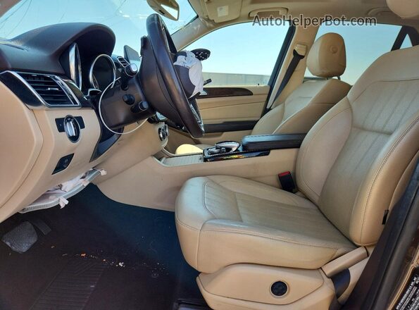 4JGDA5JBXHA974405 2017 MERCEDES-BENZ GLE Коричневый Вид салона спереди