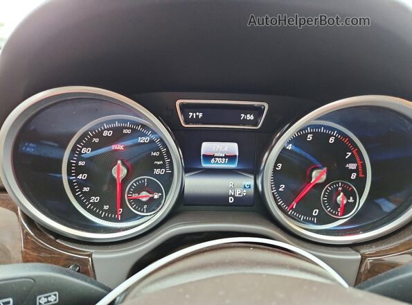 4JGDA5JBXJB052717 2018 MERCEDES-BENZ GLE White Vista del cuadro de instrumentos