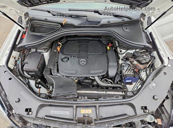 4JGDA5JBXJB052717 2018 MERCEDES-BENZ GLE White Vista del compartimento del motor