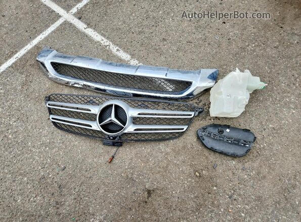 4JGDA5JBXJB052717 2018 MERCEDES-BENZ GLE White Vista de la etiqueta del VIN