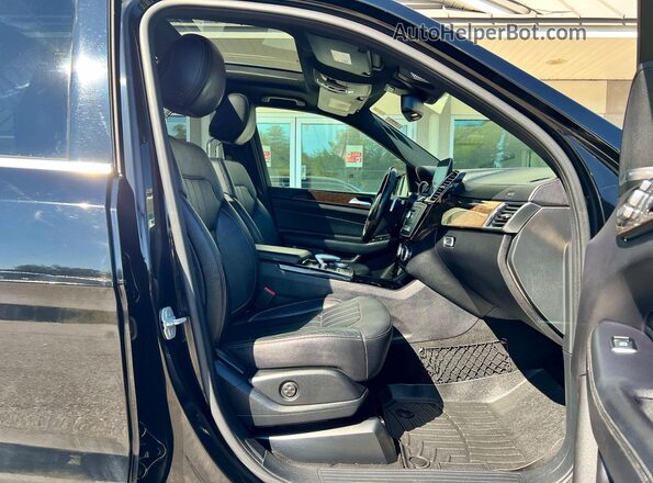4JGDF6EE0HA786116 2017 MERCEDES-BENZ GLS Черный Вид спереди