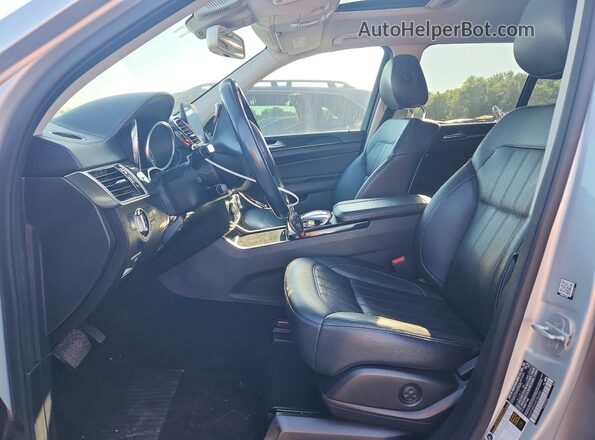 4JGDF6EE6HA786430 2017 MERCEDES-BENZ GLS Silver Սալոնի դիմացի տեսք