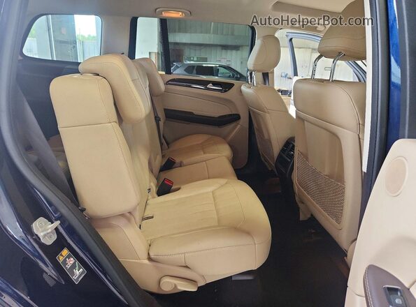 4JGDF6EE8HA976374 2017 MERCEDES-BENZ GLS Blue Սալոնի հետևի տեսք