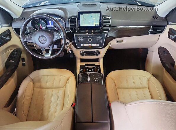 4JGDF6EE8HA976374 2017 MERCEDES-BENZ GLS Blue Առջևի վահանակի տեսք