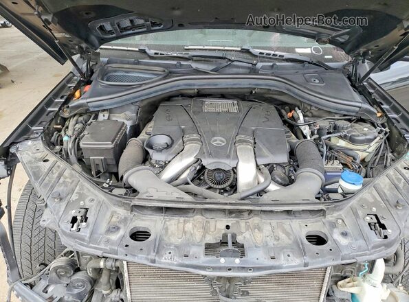 4JGDF7DE2HA747244 2017 MERCEDES-BENZ GLS Черный Вид задней части салона