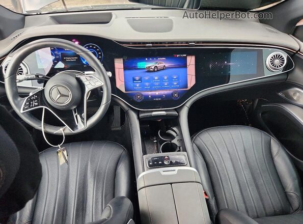 4JGDM2EB4RA034070 2024 MERCEDES-BENZ EQS Black Dashboard view