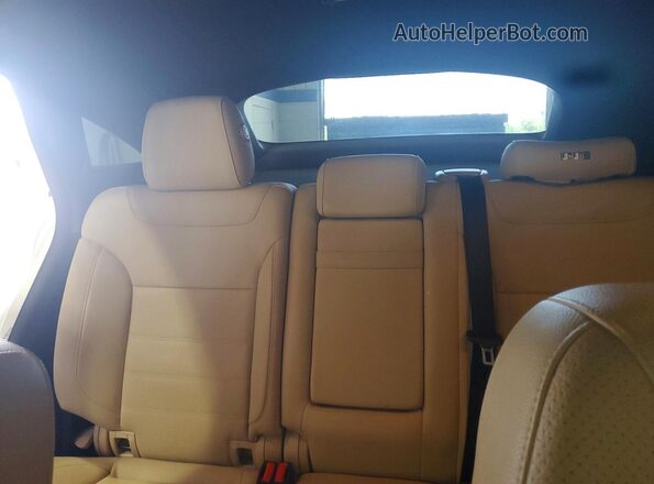 4JGED6EB0GA034589 2016 MERCEDES-BENZ GLE White Rear seats view