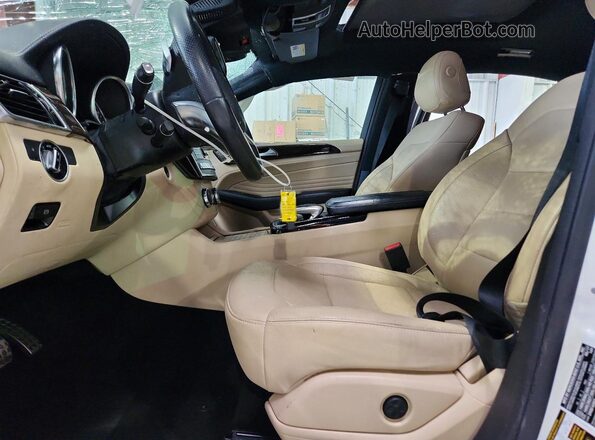 4JGED6EB5HA083949 2017 MERCEDES-BENZ GLE White Vista interior delantera