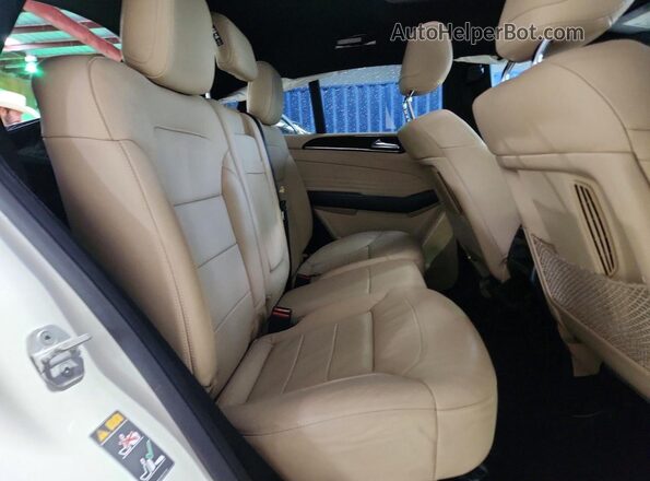 4JGED6EB5HA083949 2017 MERCEDES-BENZ GLE White Vista interior trasera