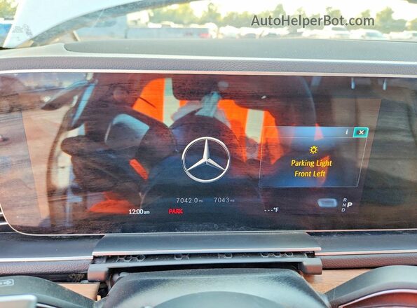 4JGFB4EB8SB324869 2025 MERCEDES-BENZ GLE Белый Вид щитка приборов
