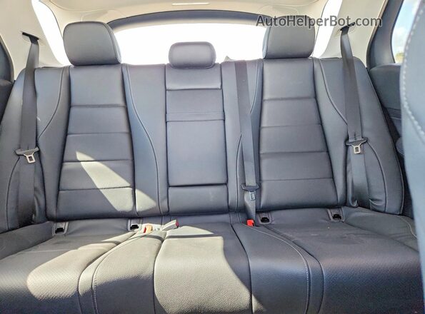 4JGFB4FB1RB041948 2024 MERCEDES-BENZ GLE White Vista de los asientos traseros