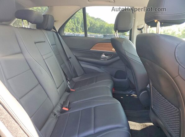 4JGFB4FB9RB144387 2024 MERCEDES-BENZ GLE Black Widok wnętrza z tyłu