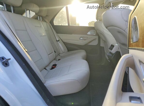 4JGFB4JB3NA602982 2022 MERCEDES-BENZ GLE White Widok wnętrza z tyłu