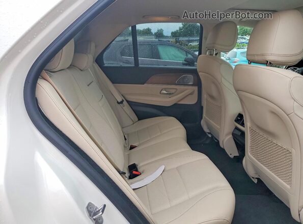4JGFB4KB6MA384713 2021 MERCEDES-BENZ GLE White Vista de los asientos traseros