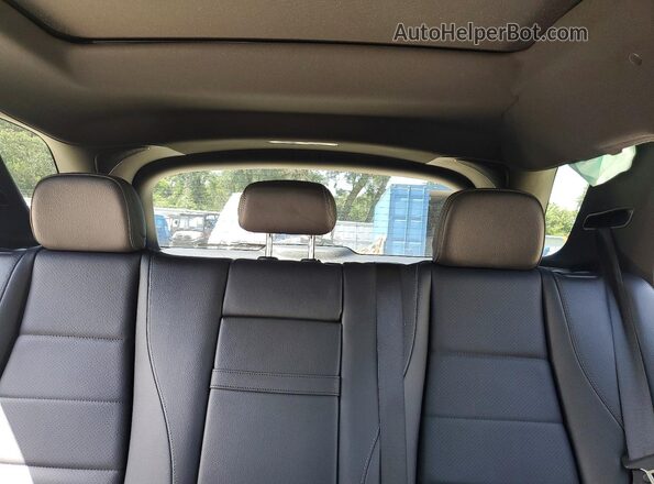 4JGFB4KB6NA693907 2022 MERCEDES-BENZ GLE Black Widok tylnych siedzeń