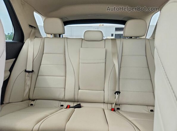 4JGFB4KBXLA008014 2020 MERCEDES-BENZ GLE White Rear seats view