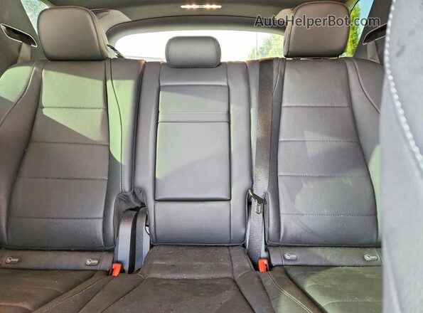 4JGFB4KE8MA324992 2021 MERCEDES-BENZ GLE Silver Հետևի նստատեղերի տեսք
