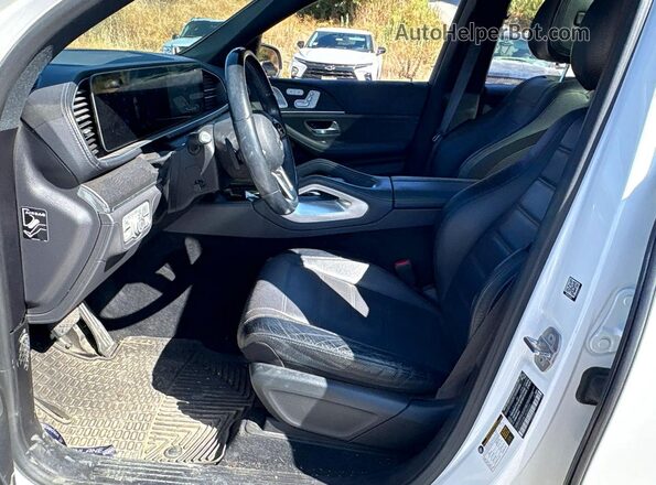 4JGFB5KB8LA030034 2020 MERCEDES-BENZ GLE White Widok z przodu