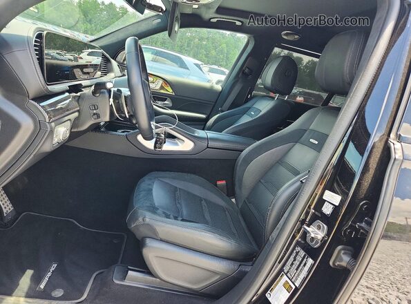 4JGFF8KE2SB446444 2025 MERCEDES-BENZ GLS Black Widok wnętrza z przodu