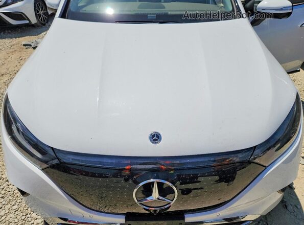 4JGGM1CB7PA008912 2023 MERCEDES-BENZ EQE White Vista del compartimento del motor
