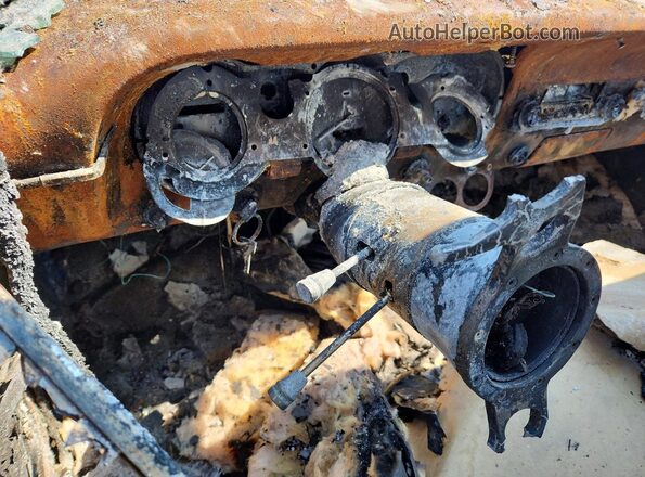 4R47C172384 1964 FORD FAIRLANE Пожар Вид щитка приборов