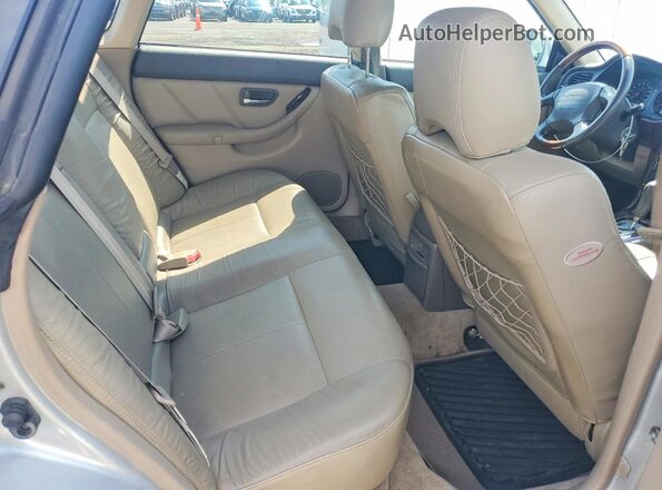 4S3BE896447202689 2021 SUBARU LEGACY Gray Widok tylnych siedzeń