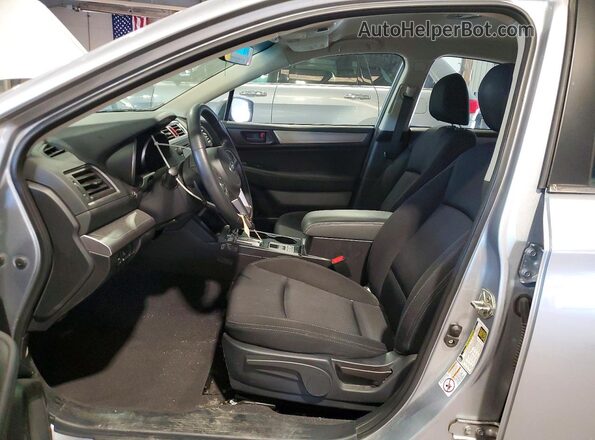 4S3BNAB69H3012644 2017 SUBARU LEGACY Silver წინა სალონის ხედი