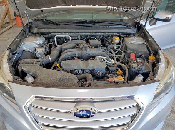 4S3BNAH67H3056293 2017 SUBARU LEGACY Silver Widok wnętrza z tyłu