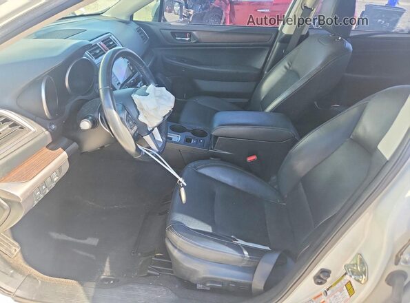 4S3BNAN69H3028855 2017 SUBARU LEGACY White Front interior view
