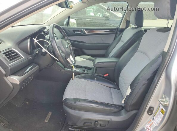 4S3BNAS67H3032620 2017 SUBARU LEGACY Серебряный Вид салона спереди