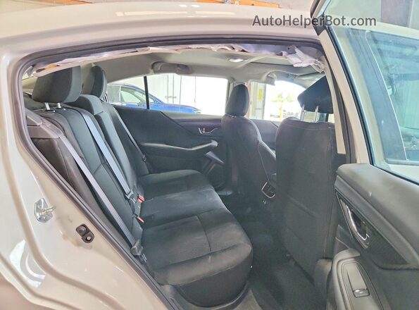 4S3BWAF61P3009095 2023 SUBARU LEGACY White Widok tylnych siedzeń