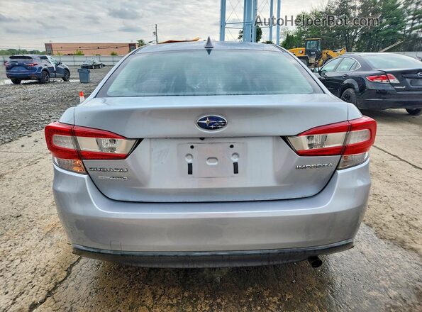 4S3GKAD68J3618924 2018 SUBARU IMPREZA Серебряный Вид сзади